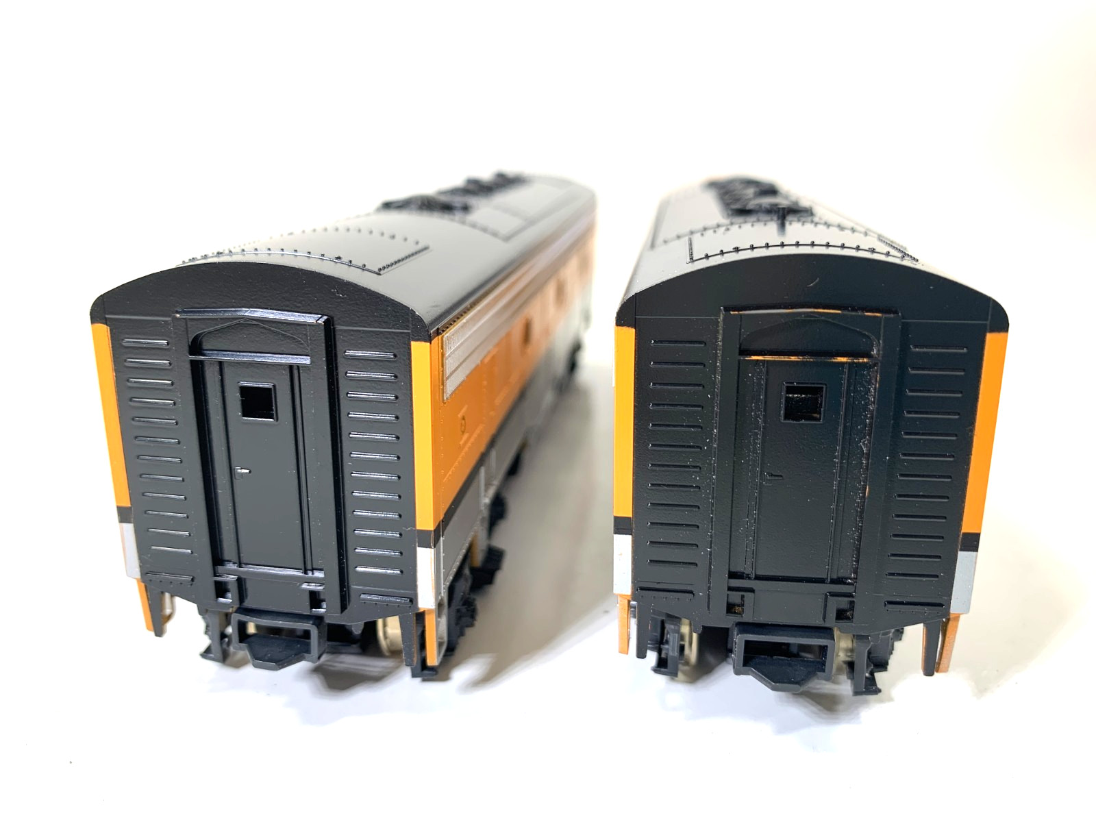 HO Stewart Hobbies 5912 F9 AB D&RGW Diesel Set # Un-numbered