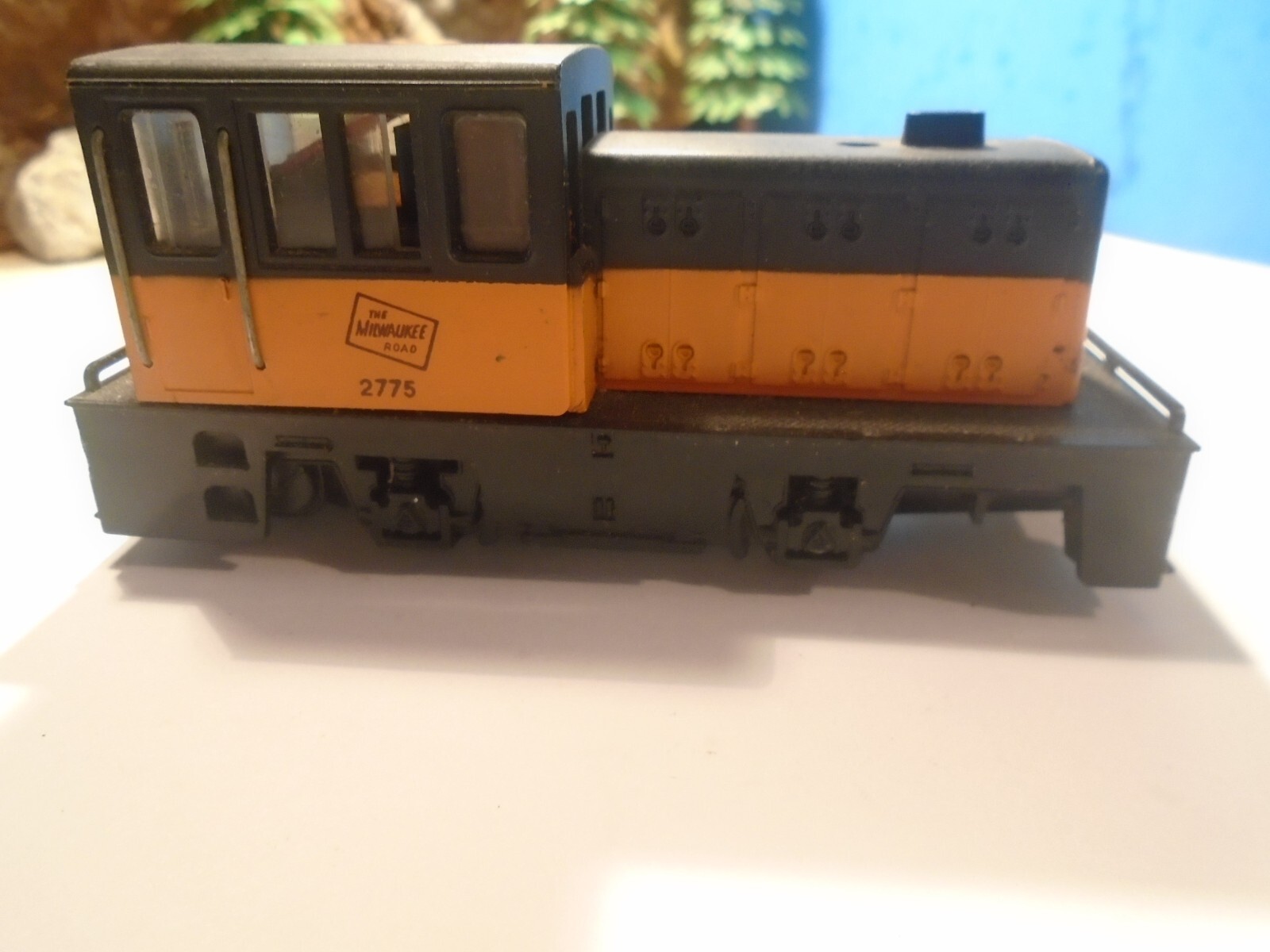 HO S THE MILWAUKEE ROAD No 2775 DOCKSIDE YARD SWITCHER, TRACK TESTED 5-118-5-5