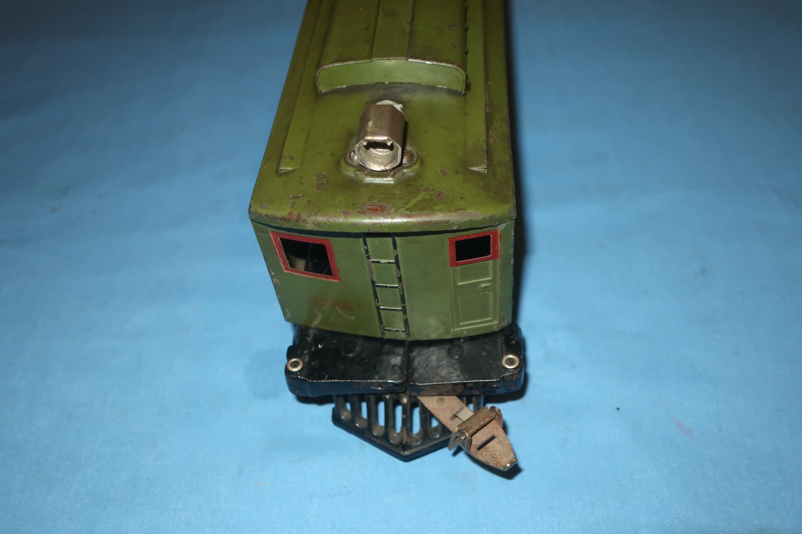 IVES #3235 Wide Gauge Electric Locomotive.