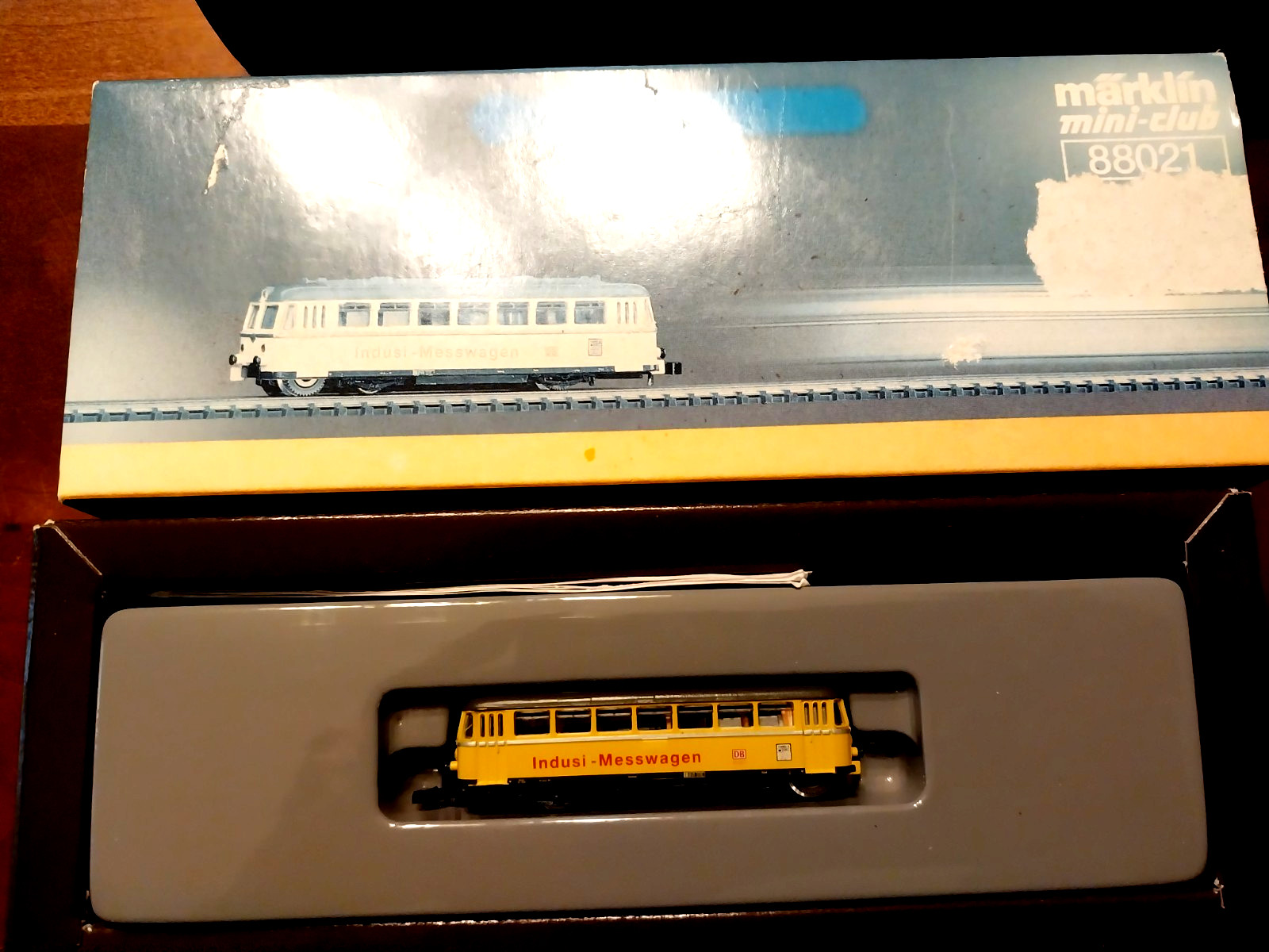 Märklin 88021 Mini-Club Messwagen Track Cleaning Car Z Scale Tested