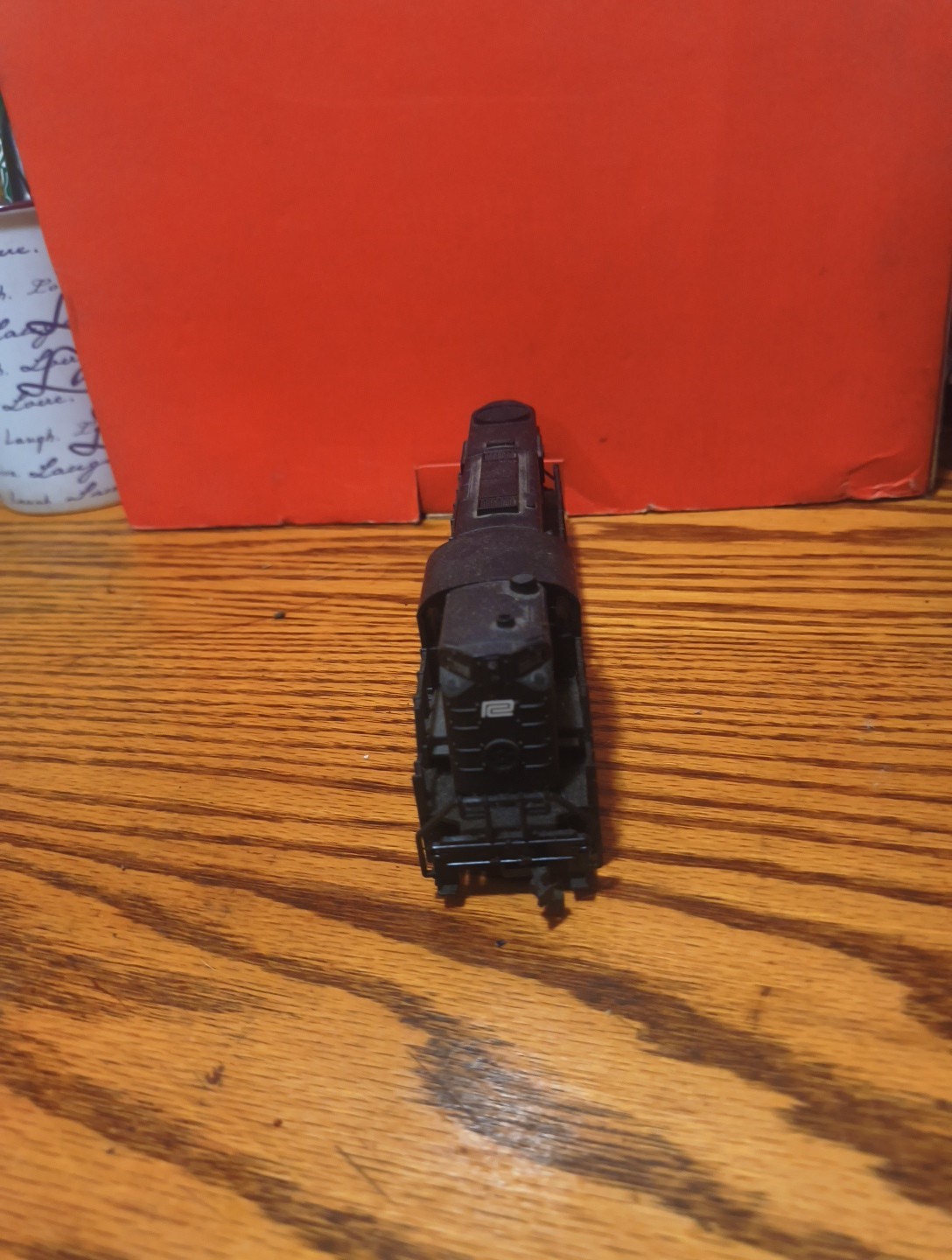 HO Scale Mahano Diesel Locomotive Penn Central