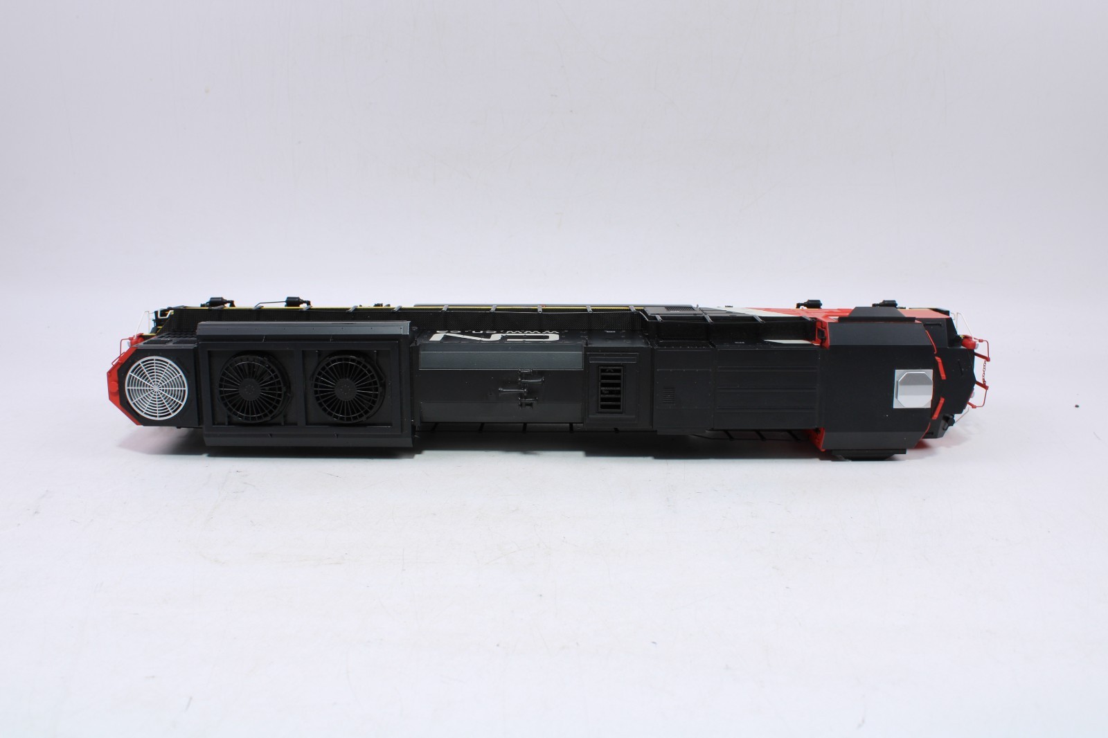 MTH 20-20523-1 O Gauge SD70ACe Diesel Engine Canadian National #8016 PS3