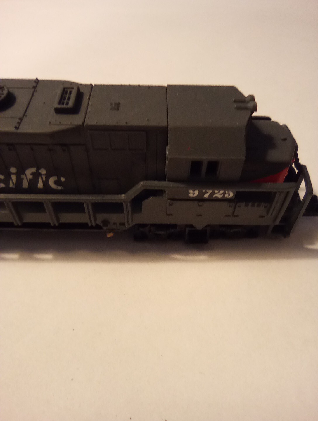 SOUTHERN PACIFIC LOGO LOCOMOTIVE GREAT FOR ANY COLLECTION!