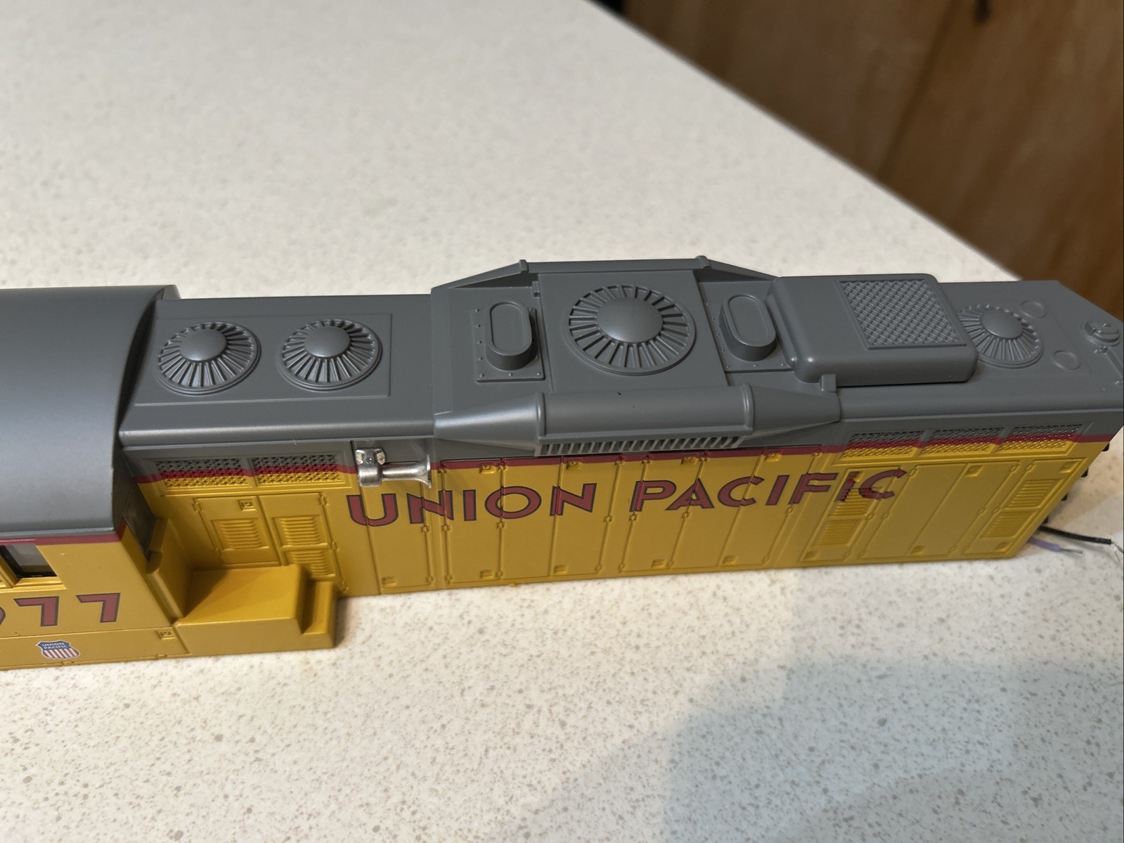 Lionel Union Pacific O Gauge Yellow And Gray Diesel # 1977 Shell Only Lighted