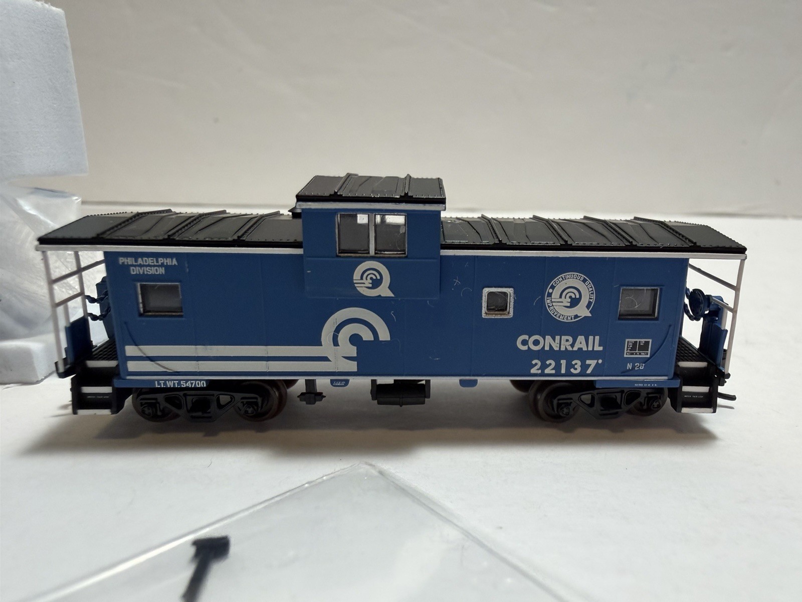 N Scale Atlas Dash 8-40cw #747 DCC & SOUND & Atlas Caboose