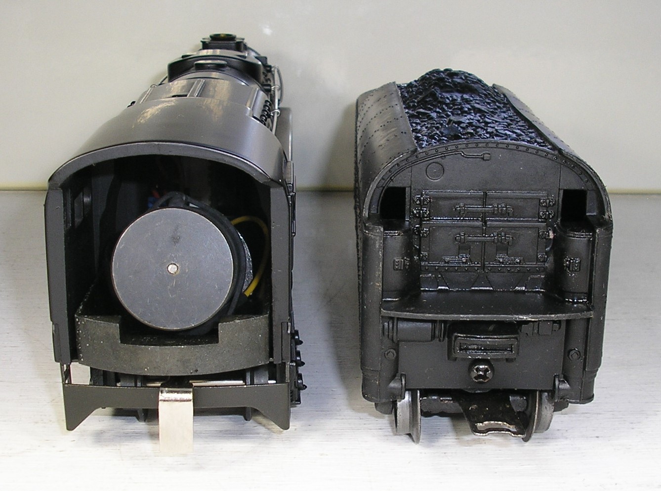 Williams S2-100 S-2 Turbine 6-8-6 w/ Lionel 2046W-50 Tender, Needs Motor, TLC