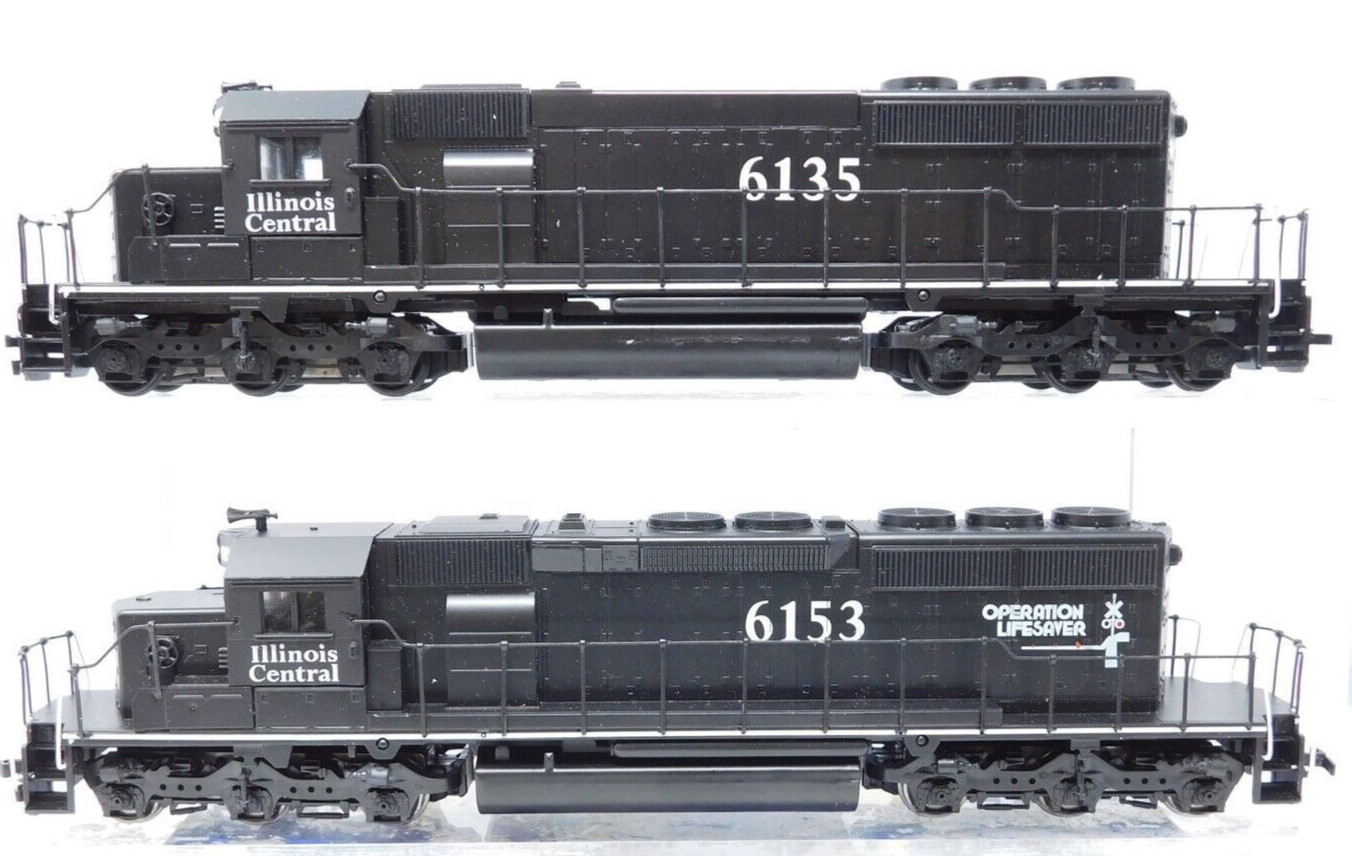 HO 2x EMD SD40-2 (Pwd+Dmy) IC Illinois Central DC NIB NOS # 2218