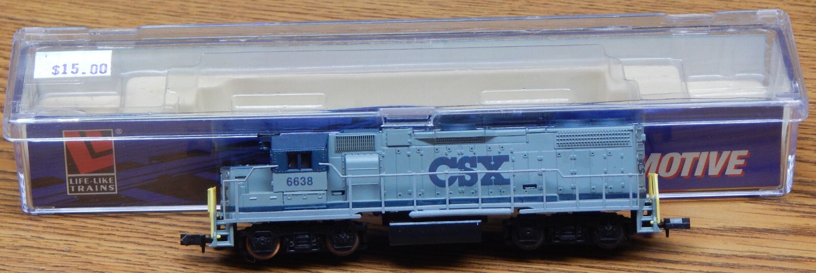 LIFE LIKE 7842 CSX GP-38 DIESEL LOCOMOTIVE USED VERY LITTLE W/BOX N GAUGE LQQK