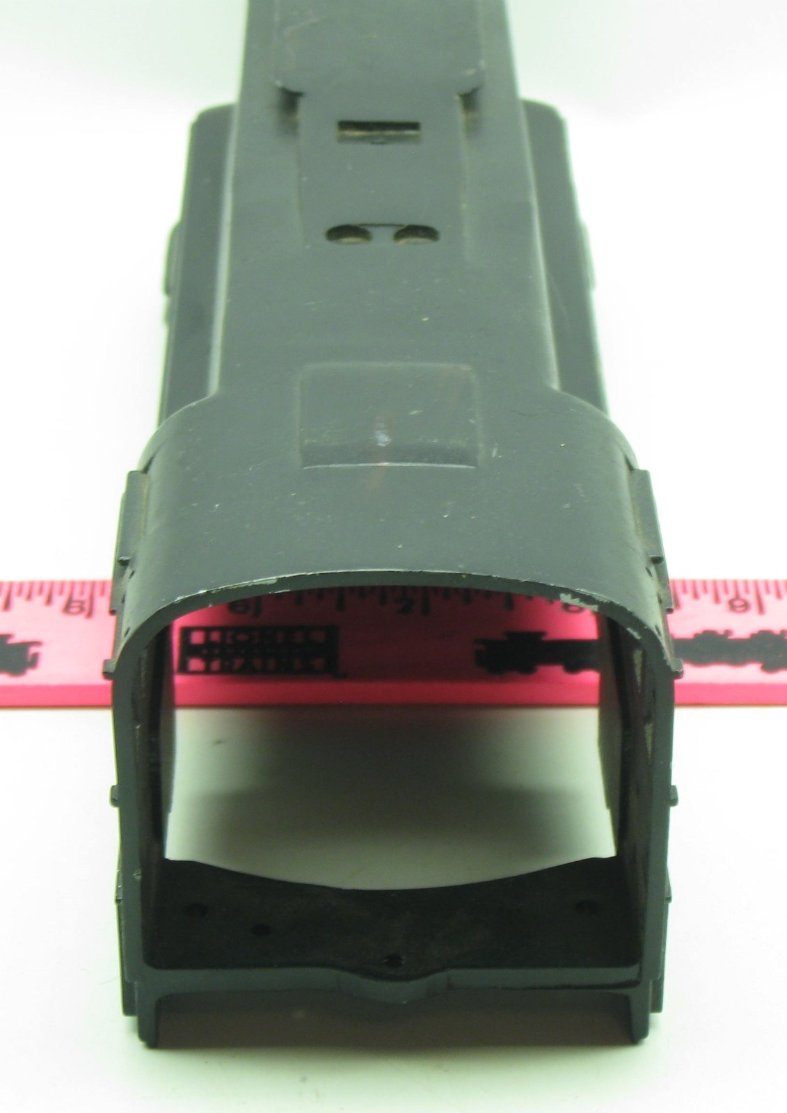 Lionel 4-6-2 Torpedo Steam locomotive Shell and frame assembly