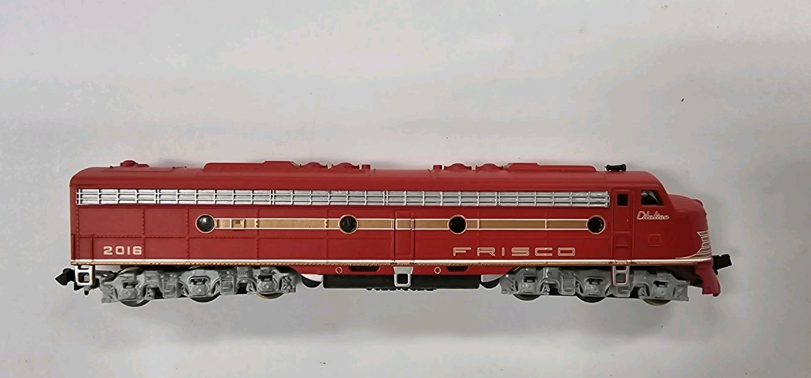 N Scale Train Engine Life-Like St. Louis–San Francisco Railway SLSF E8A #2016