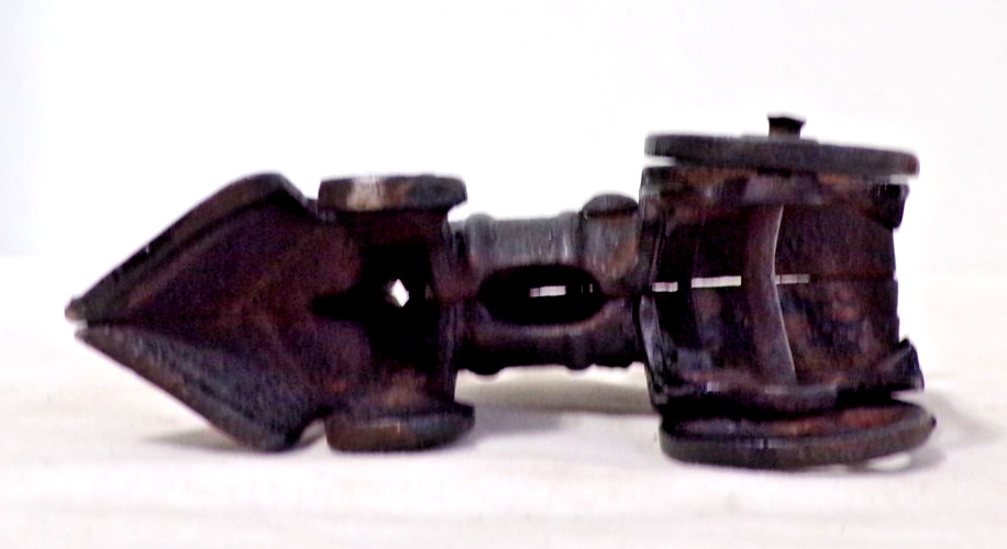 Vintage Cast Iron Toy Or Decorative Steam Locomotive 2.5″ x 4″ – See Below