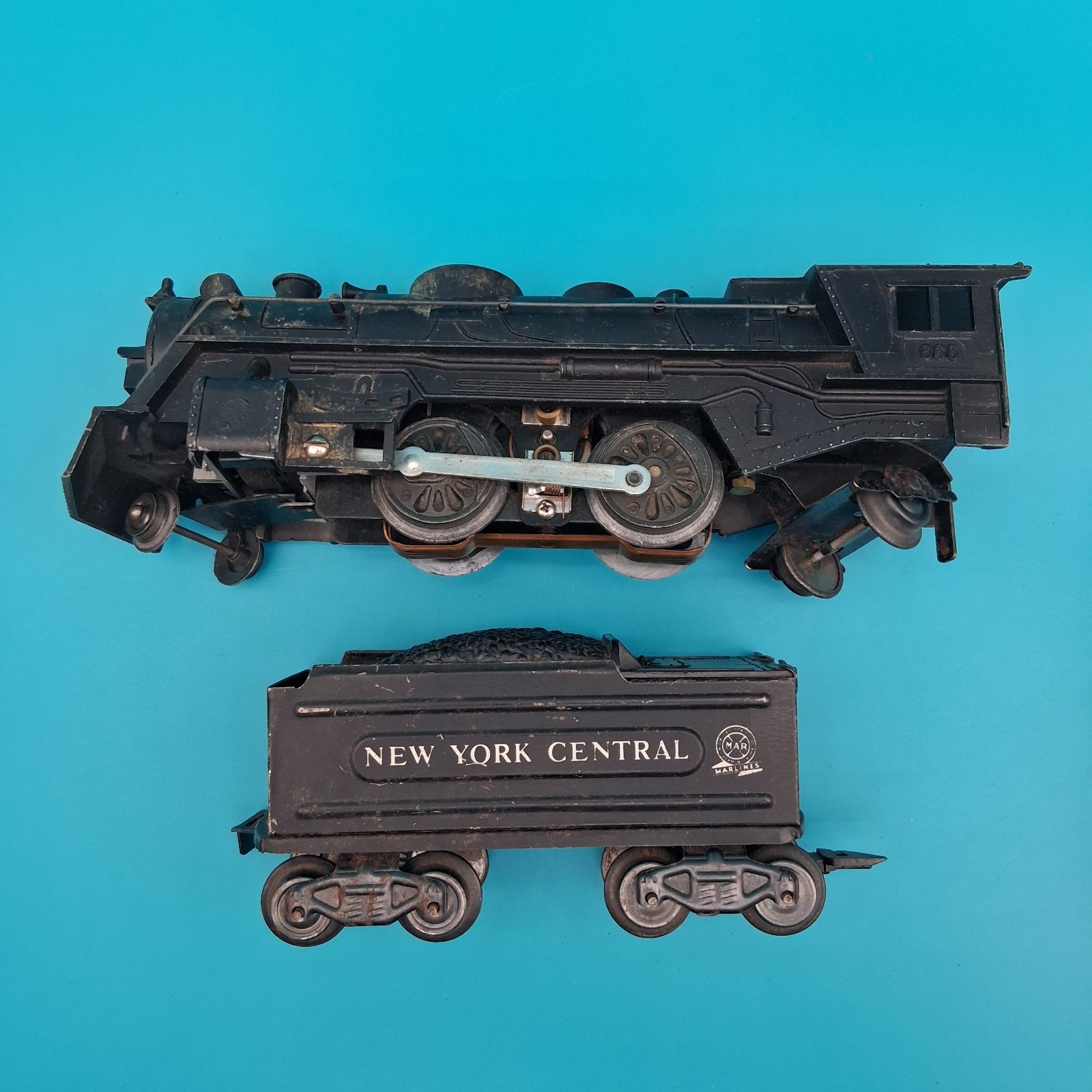 Vintage Marx O Gauge # 666 Steam Locomotive & Litho NYC Tender RUNS & SMOKES