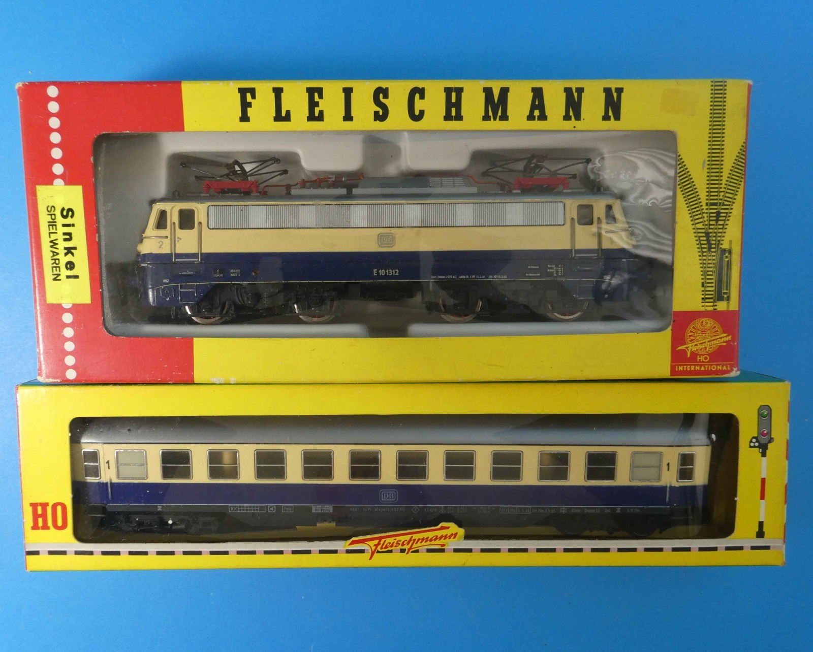 FLEISCHMANN HO 1347S METAL 1st VER 1965 ELECTRIC LOCO + 1500R TEE 1st -OBs-1967