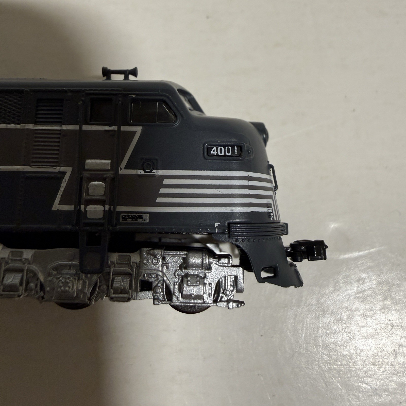 Precision Craft Models N 602 EMD E7A NYC 4001 Powered, No Sound, DCC Ready Train