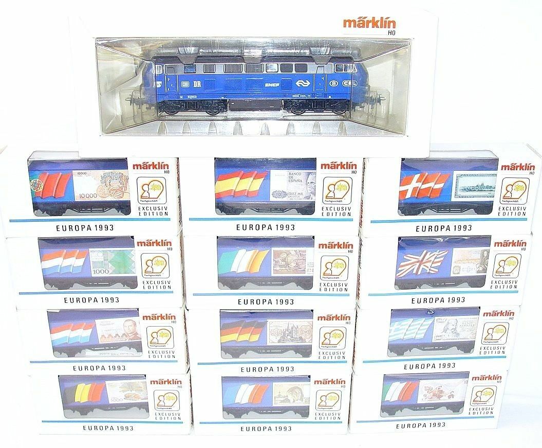 Marklin AC HO 1:87 German DB BR-216 “EUROPA 1993” LOCOMOTIVE & FULL 12 WAGON SET