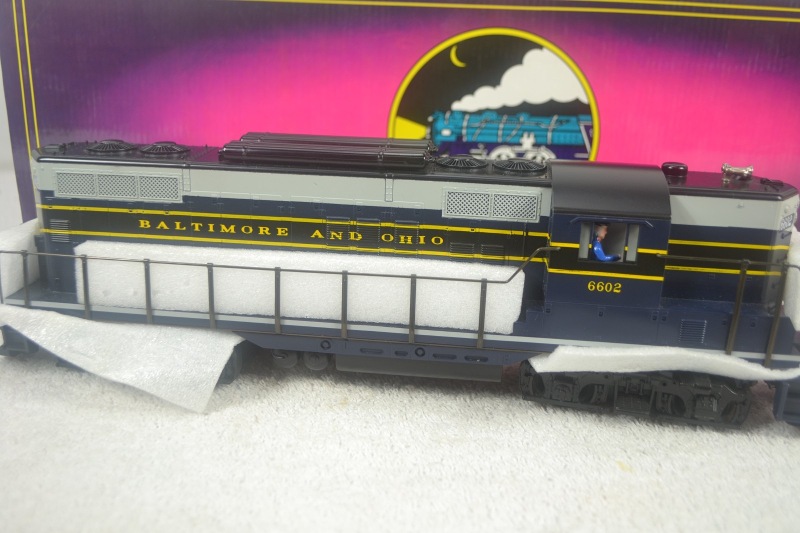 MTH PREMIER MT 6602 BALTIMORE AND OHIO GP-9 DIESEL, PROTO 1, LN-BOXED