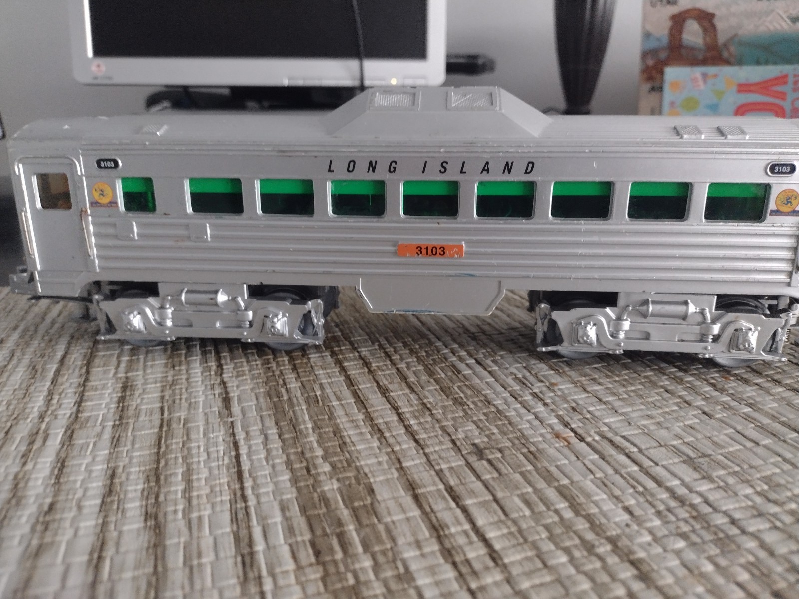 RMT O Gauge LIRR #3103 EMU Powered Railcar 3-Rail Analog Lights