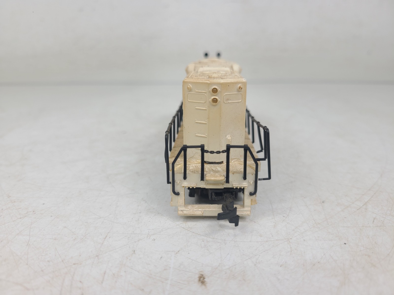 COX HO Scale The Championship Train GP-9 Diesel Locomotive Engine