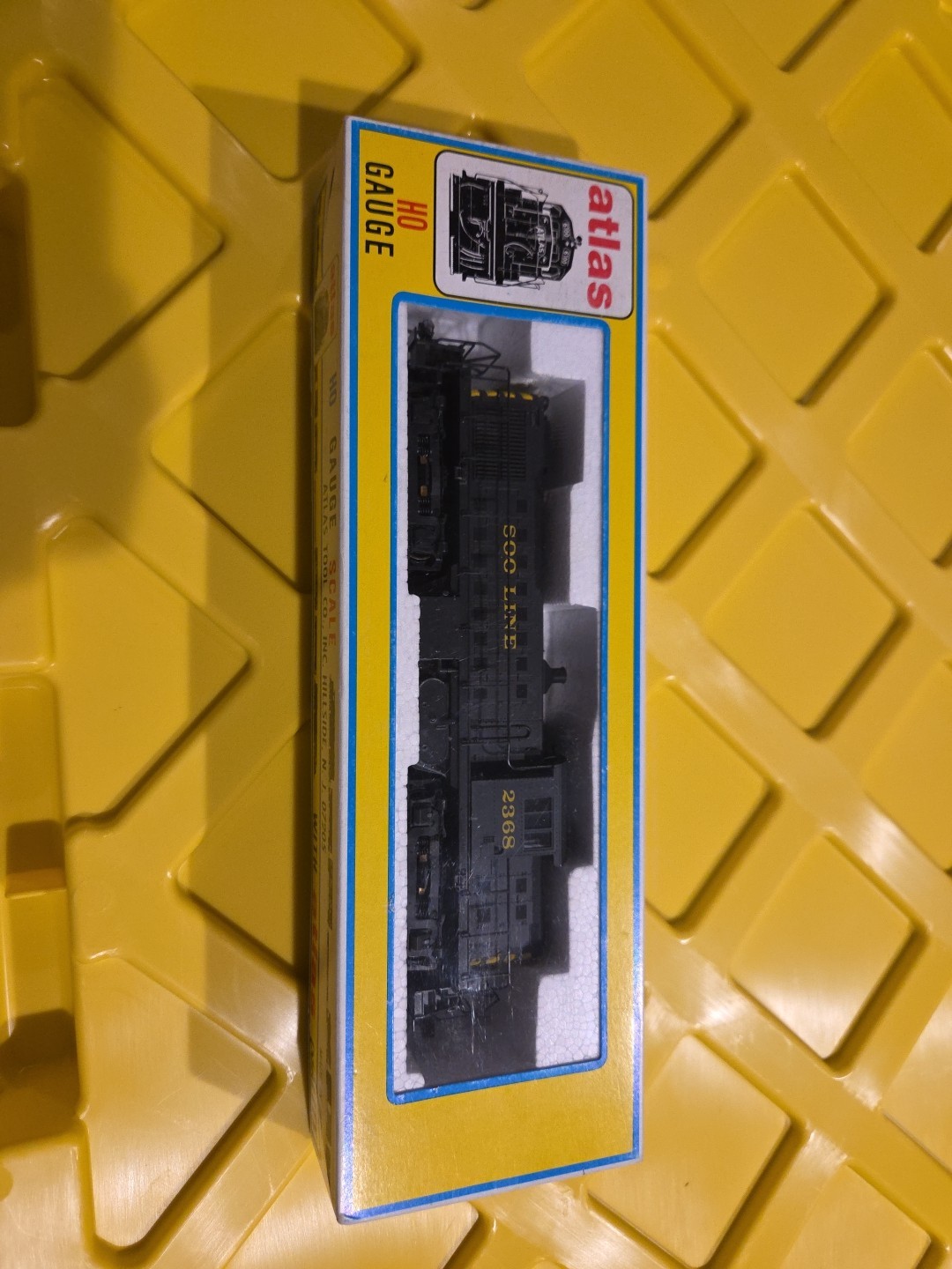 Atlas 8107 HO Scale SOO RS-1 Diesel Locomotive #2368