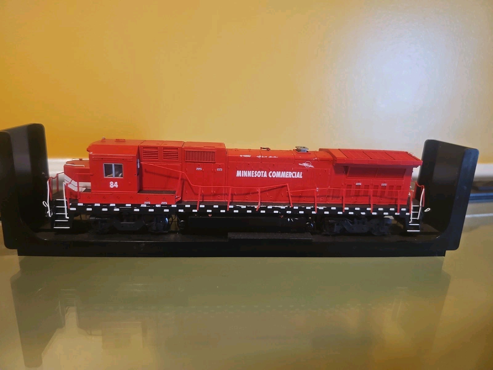 HO SCALE GE B23-7 MINNESOTA COMMERCIAL #44