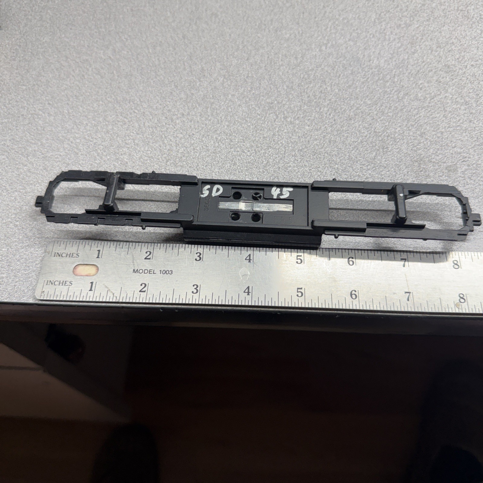 Ho Athearn Diesel locomotive SD45 chassi frame