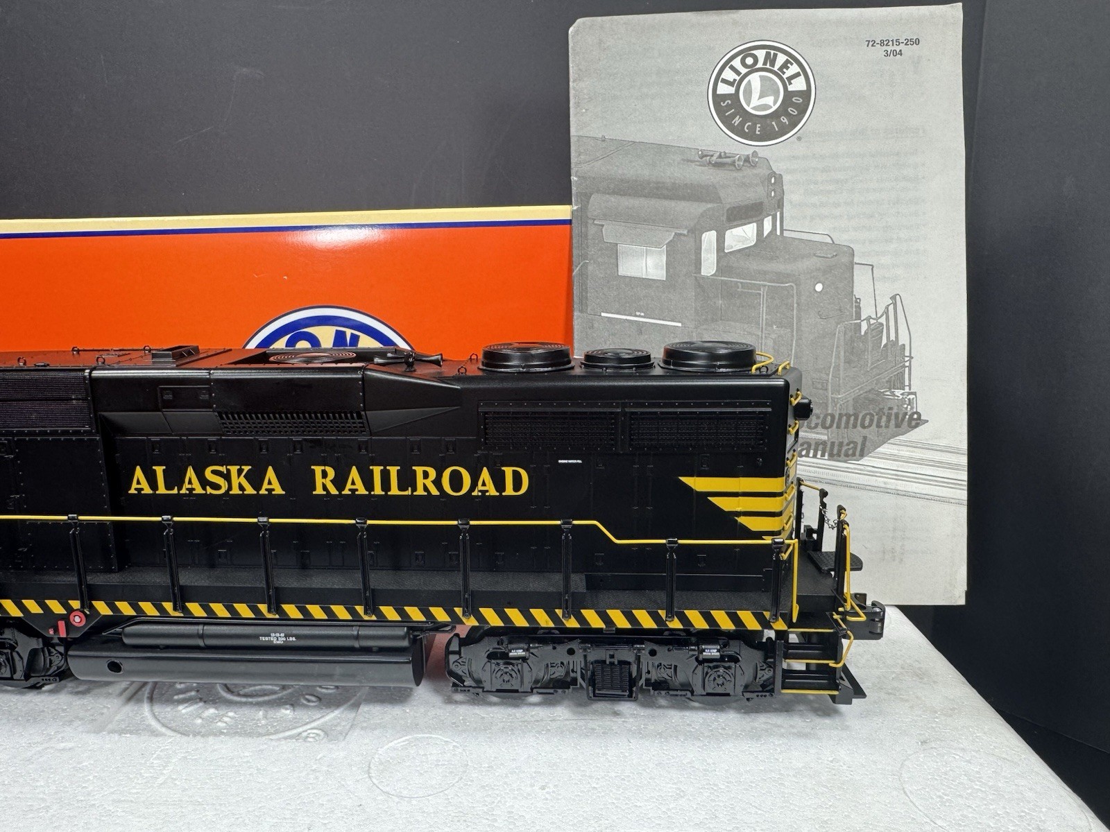 Lionel 6-28839 TMCC Alaska Railroad ARR GP30 diesel engine #2000 LNIB