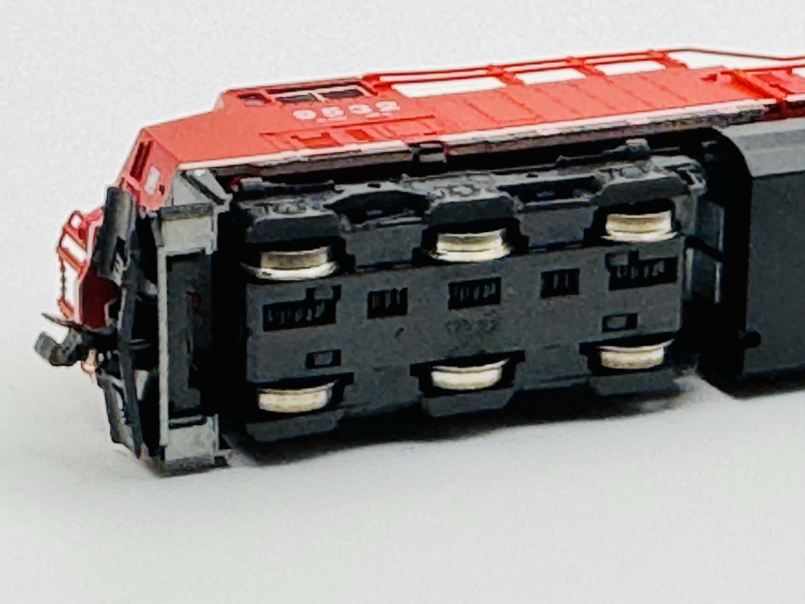 N Scale Kato Canadian Pacific AC4400CW Locomotive w/ NCE DCC Decoder Installed