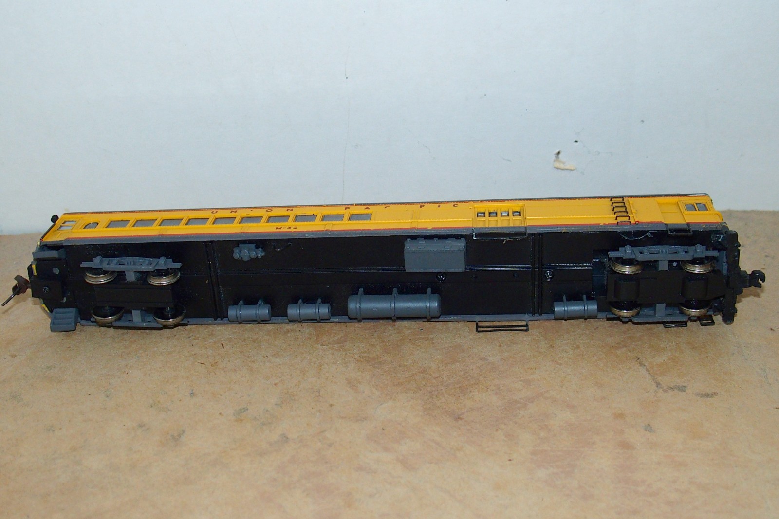 HO SCALE SPECTRUM “DOODLEBUG” UP M-32 RAIL CAR IN ORIGINAL BOX. GOOD CONDITION.