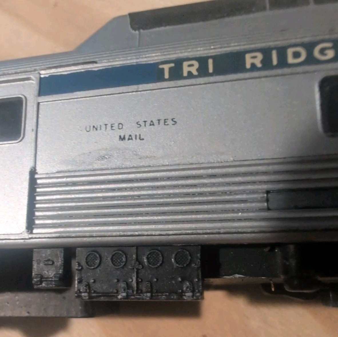 Athearn HO Scale US MAIL “Tri Ridge Line” #122 Budd RDC-3 Rail Diesel US MAIL