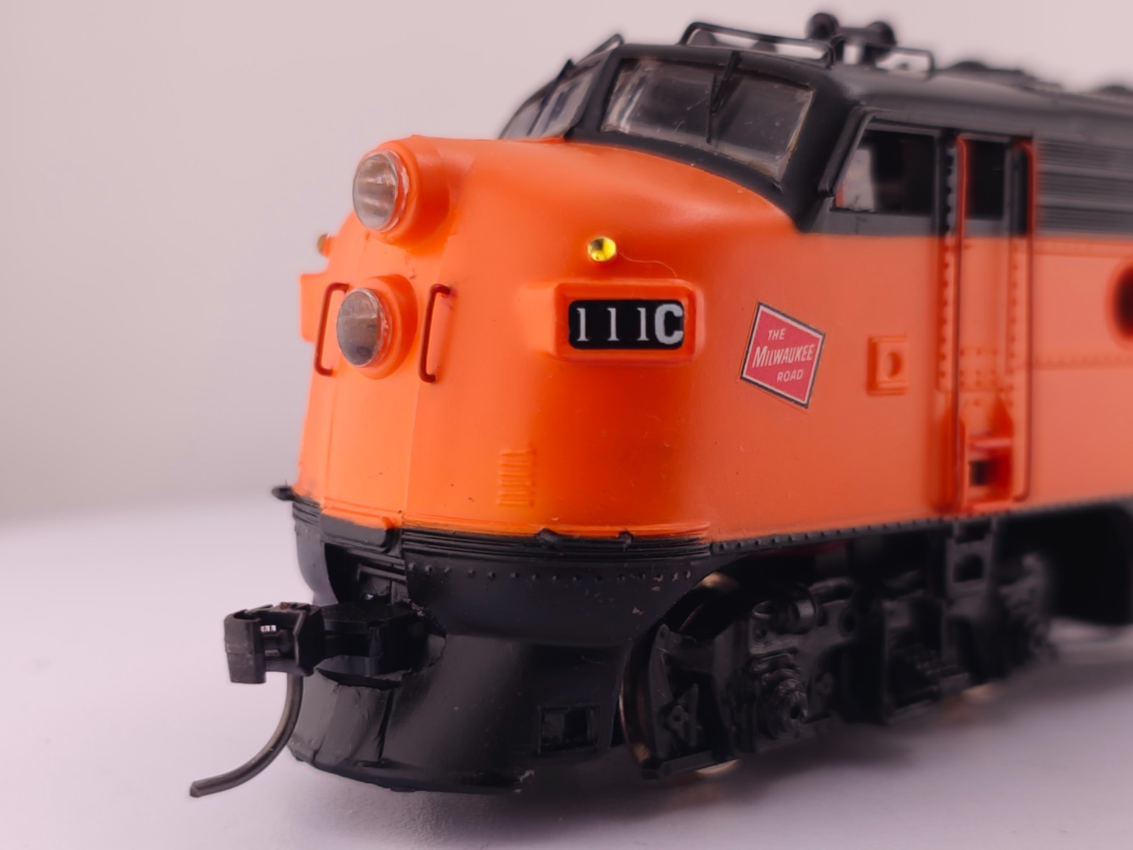 *READ* Life Like HO Scale Milwaukee Road F7 Diesel Locomotive 111C Model Train