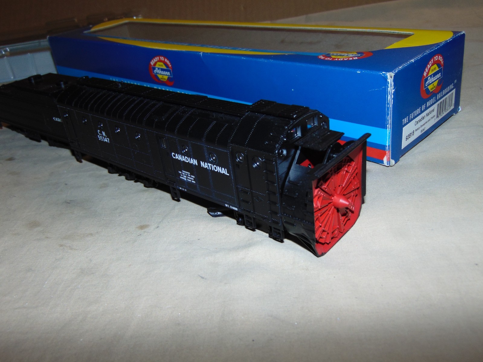 ATHEARN HO 93818 CANADIAN NATIONAL ROTARY SNOWPLOW WITH TENDER + BOX