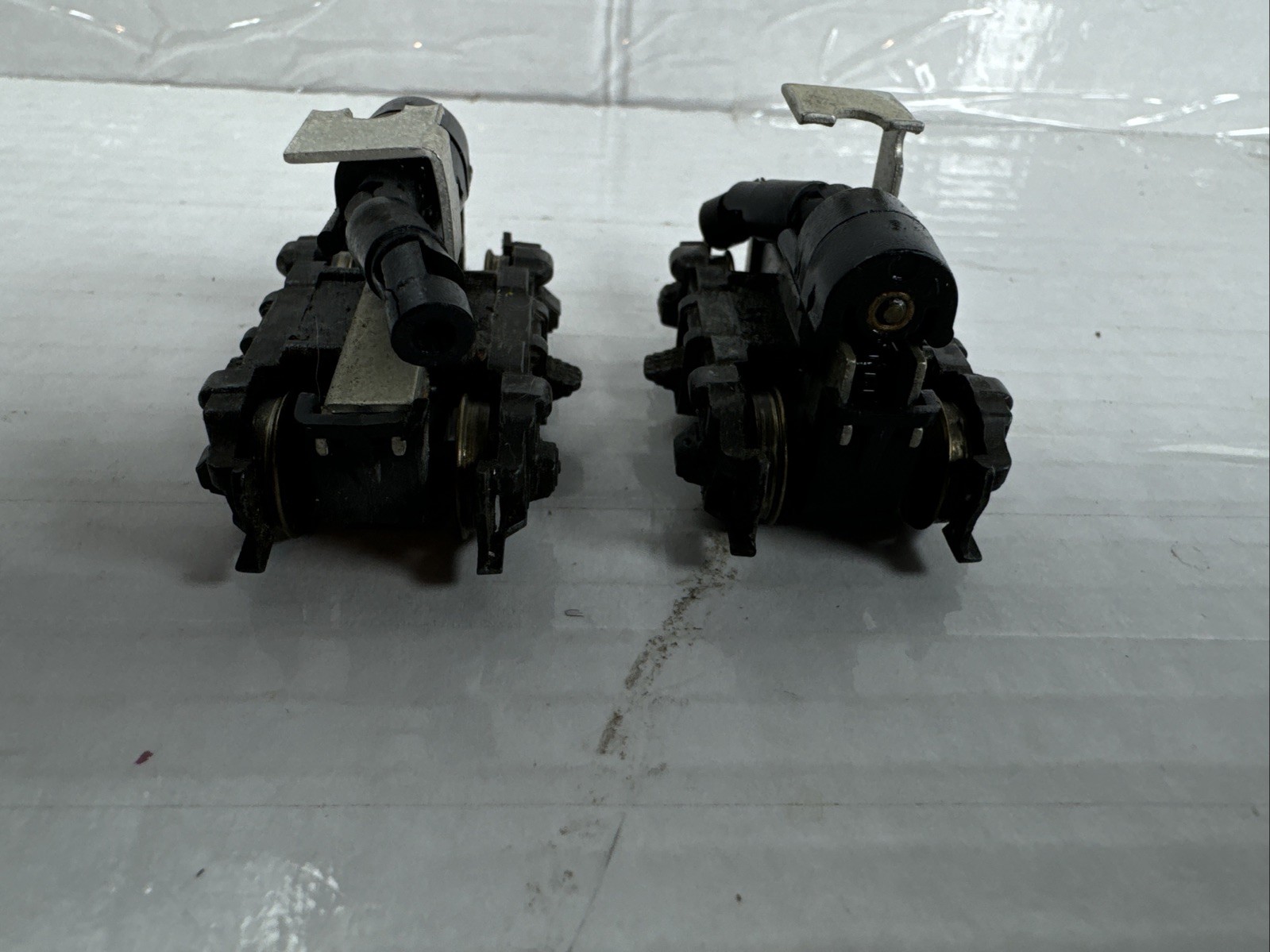 Athearn Ho Scale Metal Side Frame Trucks With Dry Shafts For Diesel Locomotive