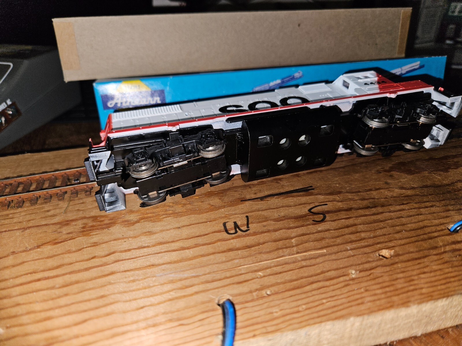 ATHEARN, GP-38 SOOLINE DIESEL ENGINE POWERED NOS