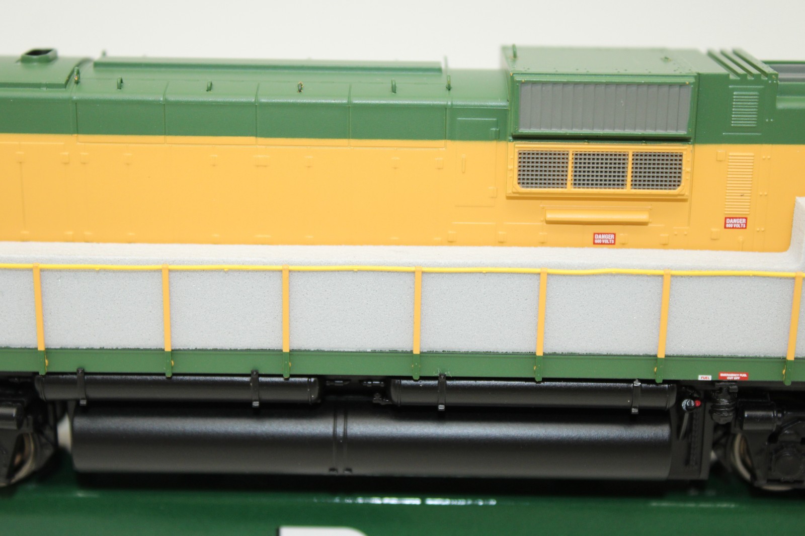 Bowser HO Scale Reading Rocket Alco C630 Diesel Locomotive #5300 DCC Ready LED