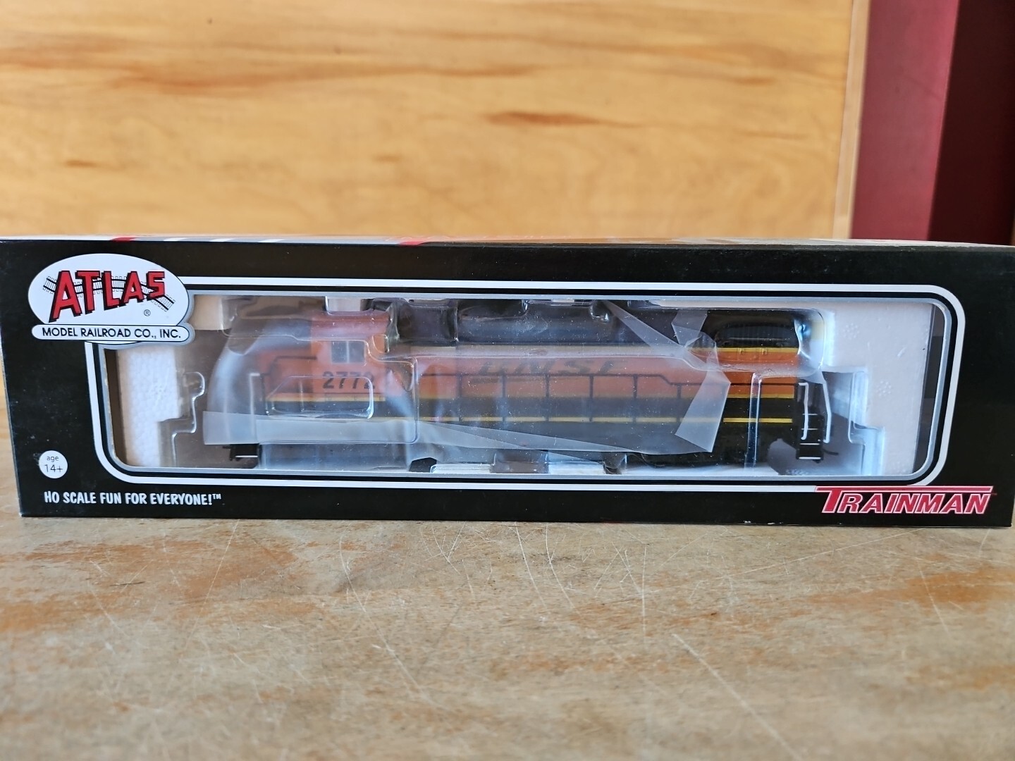 Atlas Trainmaster HO 10 000 486 BNSF #2772 GP39-2 Ph1 Locomotive NEW IN BOX