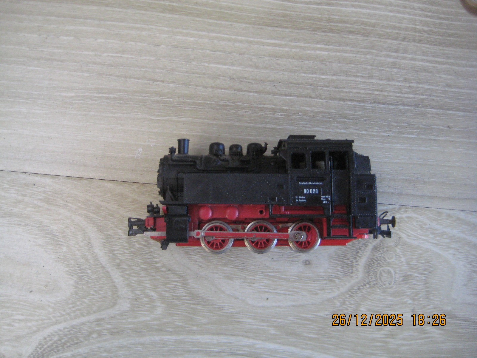 Roco HO 0-6-0 Steam Locomotive Deutsch Bundesbahn 80 028 – 2 Rail Runs well