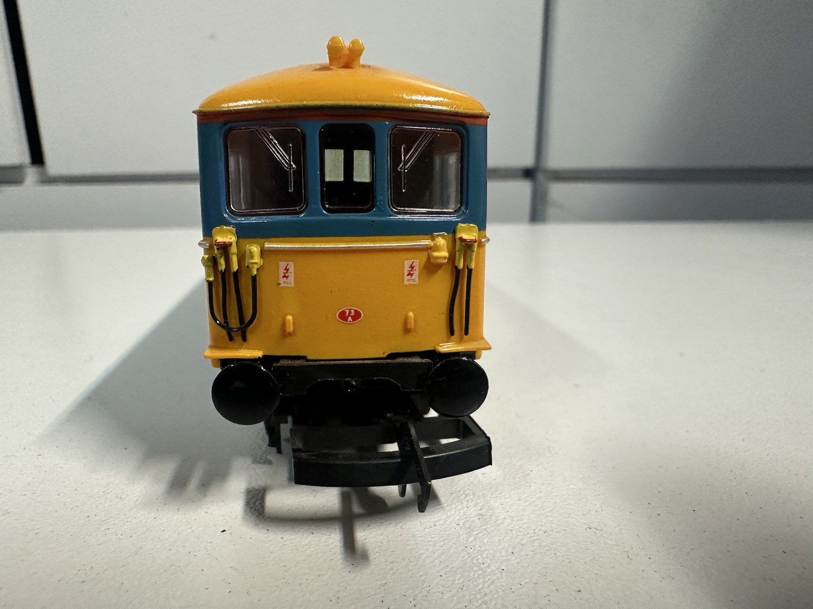 LIMA CLASS 73 004 BR BLUE YELLOW BLUEBELL RAILWAYS BOXED