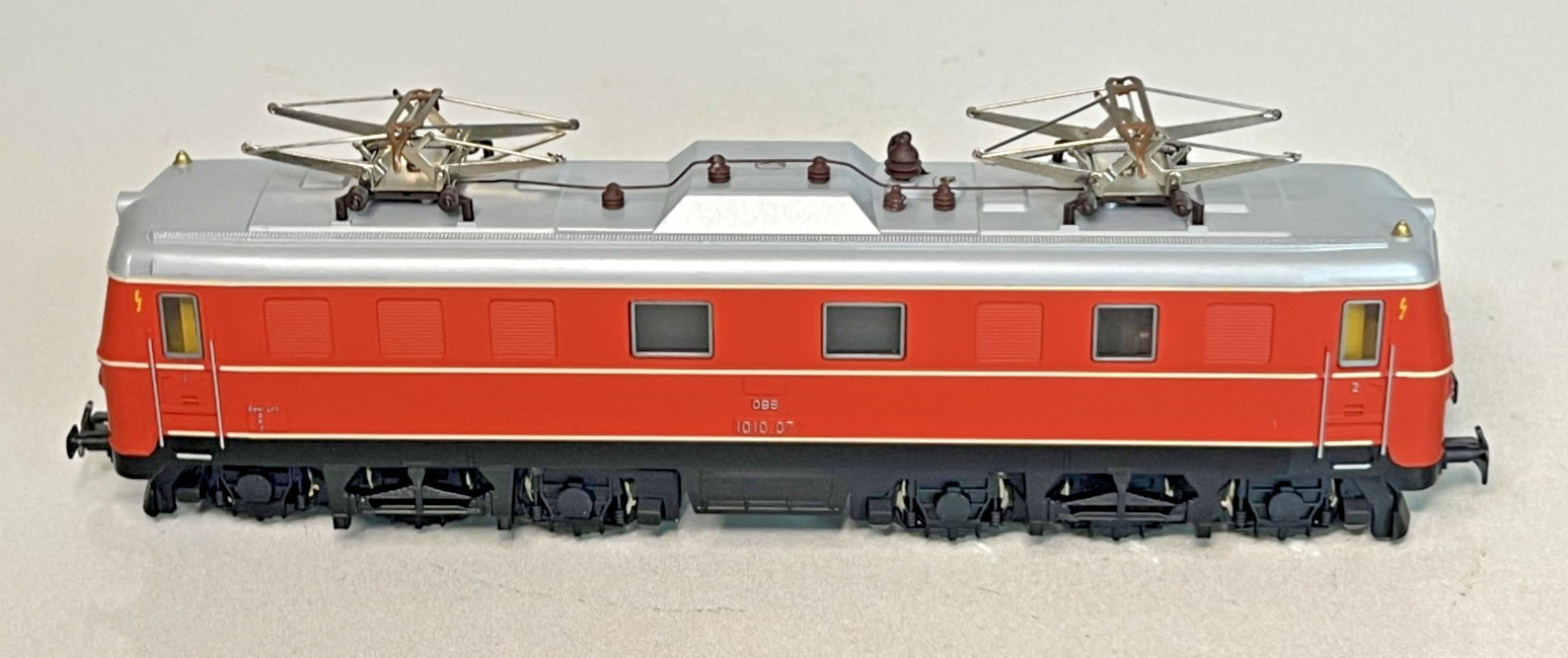 Kleinbahn HO Scale OBB Austrian Railways 1010 Schnellzug Electric Locomotive