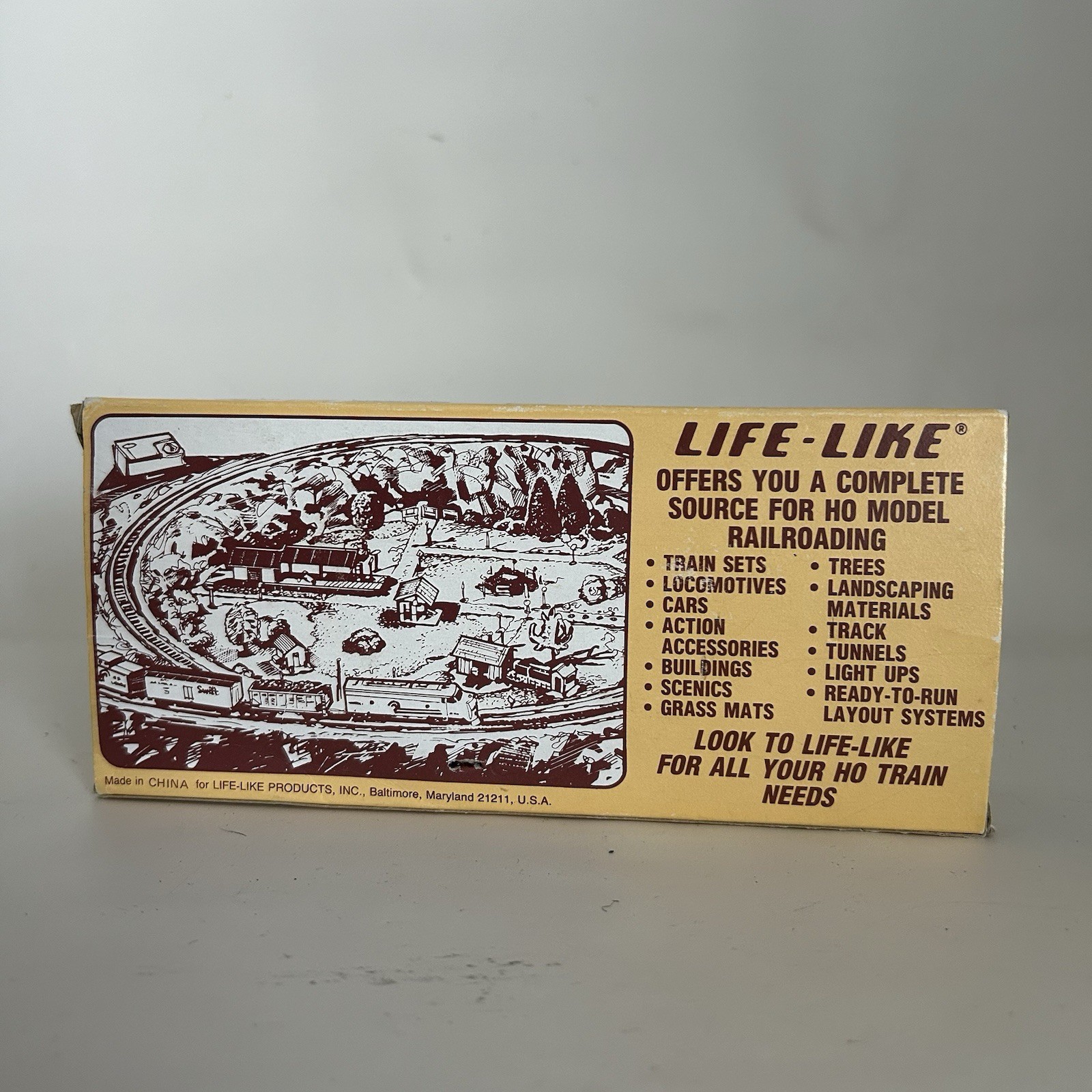 Life-Like 8302 HO Scale AT&SF Dockside Steam Locomotive Working Headlight