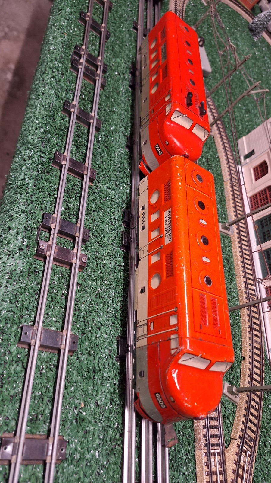 Vintage O Gauge Marx Southern Pacific 6000 2 Diesel Dummy Locomotives