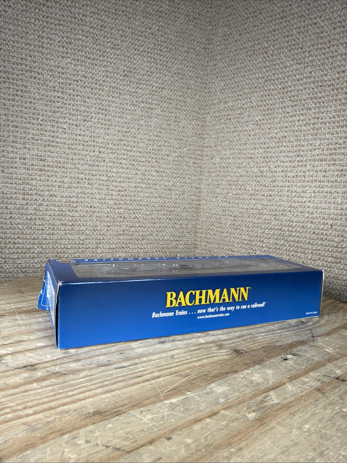 Bachmann 64806 HO ALCO FB2 Diesel Locomotive PRR DCC Ready