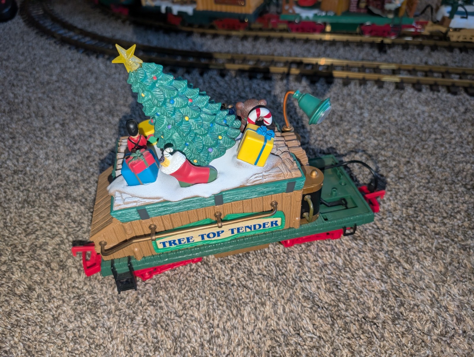 New Bright Holiday Express Dillards Brown TREE TOP TENDER train car