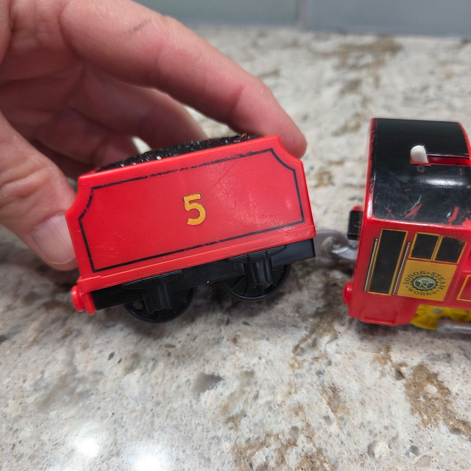 Fisher Price TrackMaster Victor Working Motorized Engine Sodor Steam Red 5