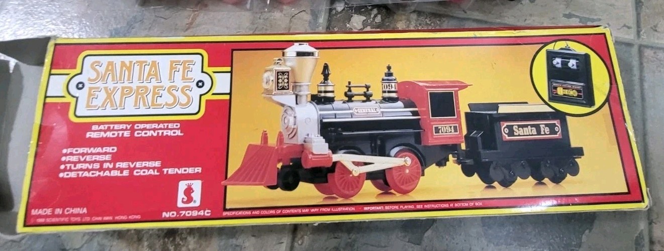 Vintage 1988 Scientific Toys Santa Fe Express Train New in Box Remote Control