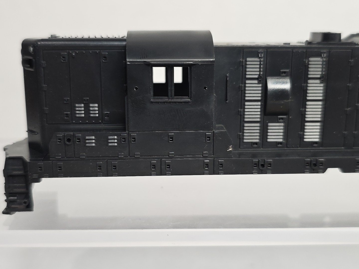 Shell Only* Atlas HO Scale SD24 Diesel Locomotive Undecorated LN Austria Roco(2)