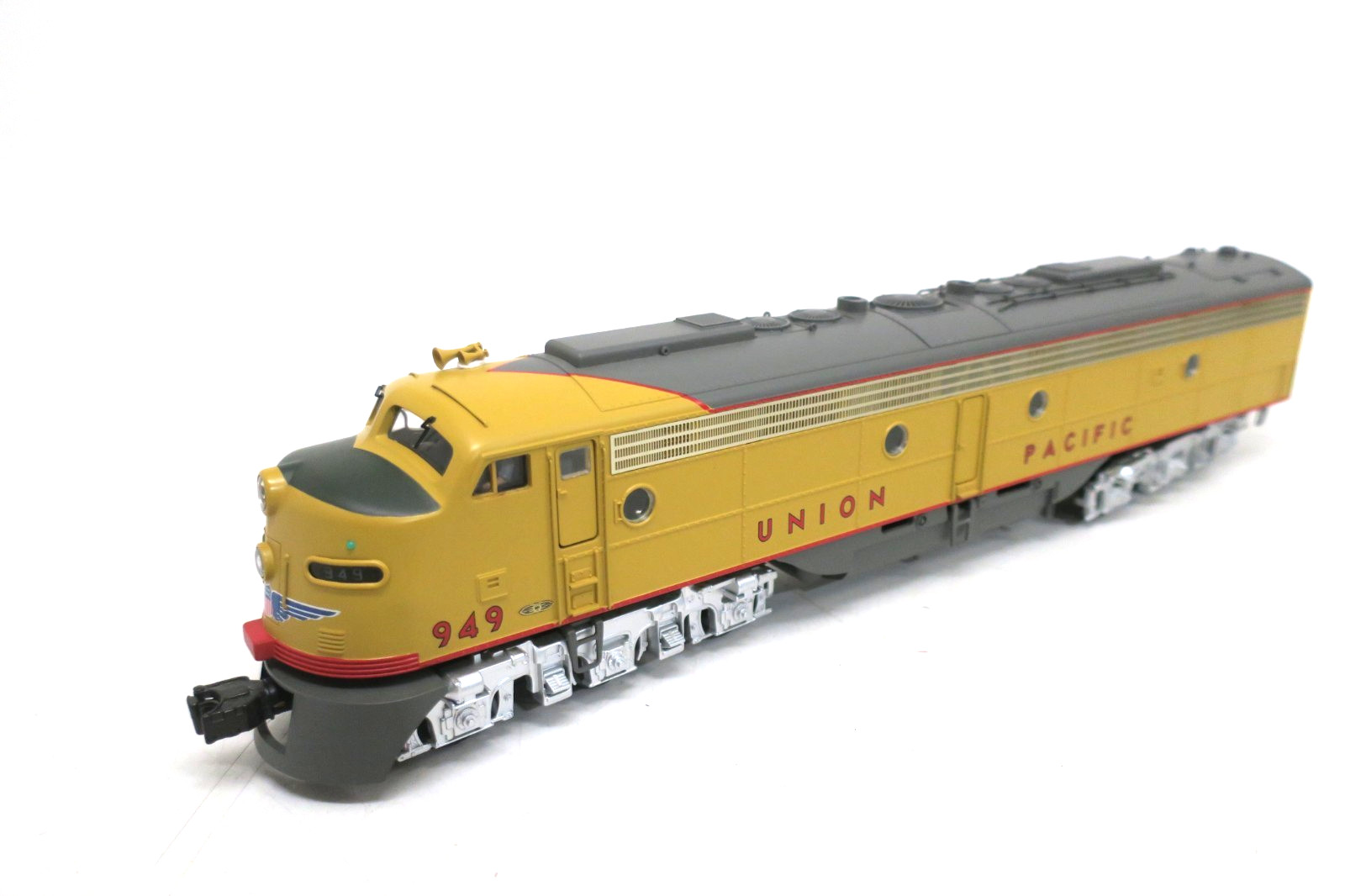 MTH Premier 20-2208-1 Union Pacific E8 A-B-A Diesel Engine Set O-Gauge