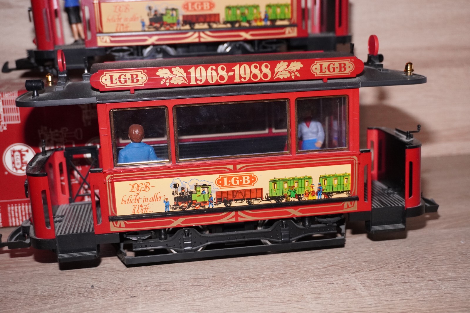 BOD/5] LGB Gauge G 2036 “20 Years LGB” Tram + 3 Trailers / Cars See Pictures