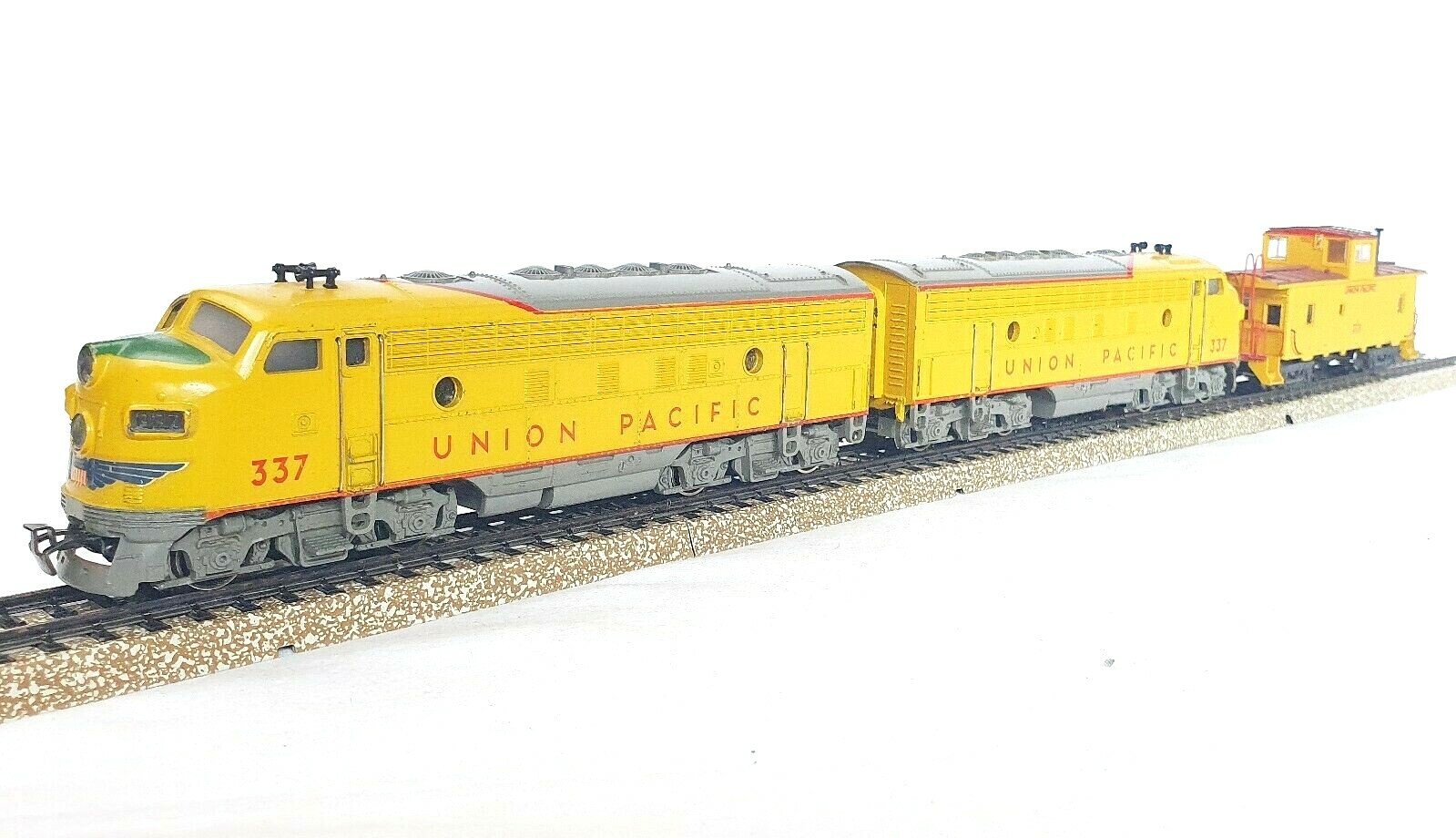 Marklin AC HO USA UNION PACIFIC EMD F7 DIESEL 2-UNIT LOCOMOTIVE 3061 + 4061 MIB!