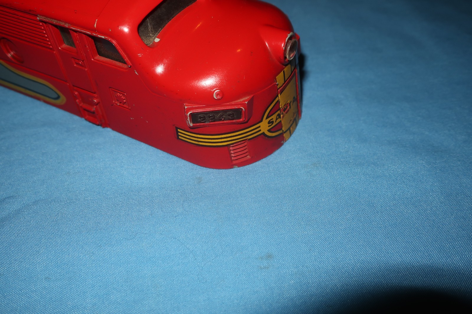 Lionel Postwar #2243 F3 Diesel Locomotive Shell