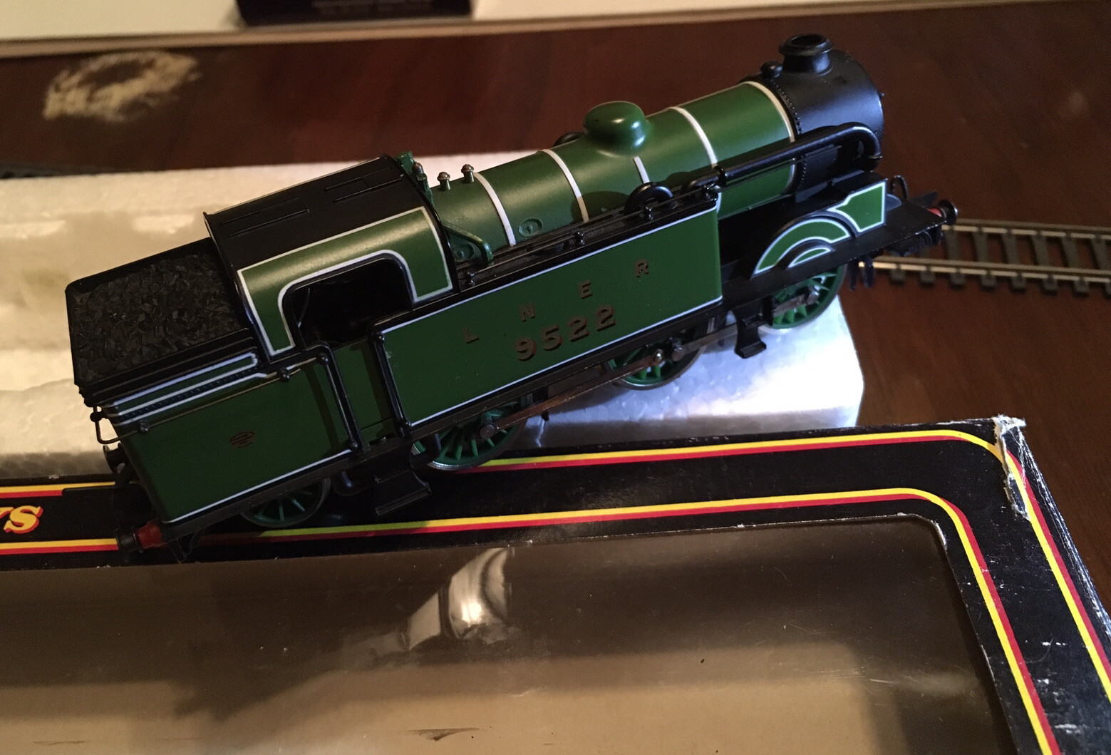 MAINLINE 54154 EMPTY LNER 0-6-2T CLASS N2 TANK LOCOMOTIVE